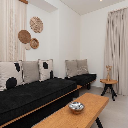 Aristotle Suites Adamantas  Esterno foto