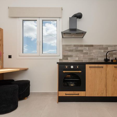 Aristotle Suites Adamantas  Esterno foto