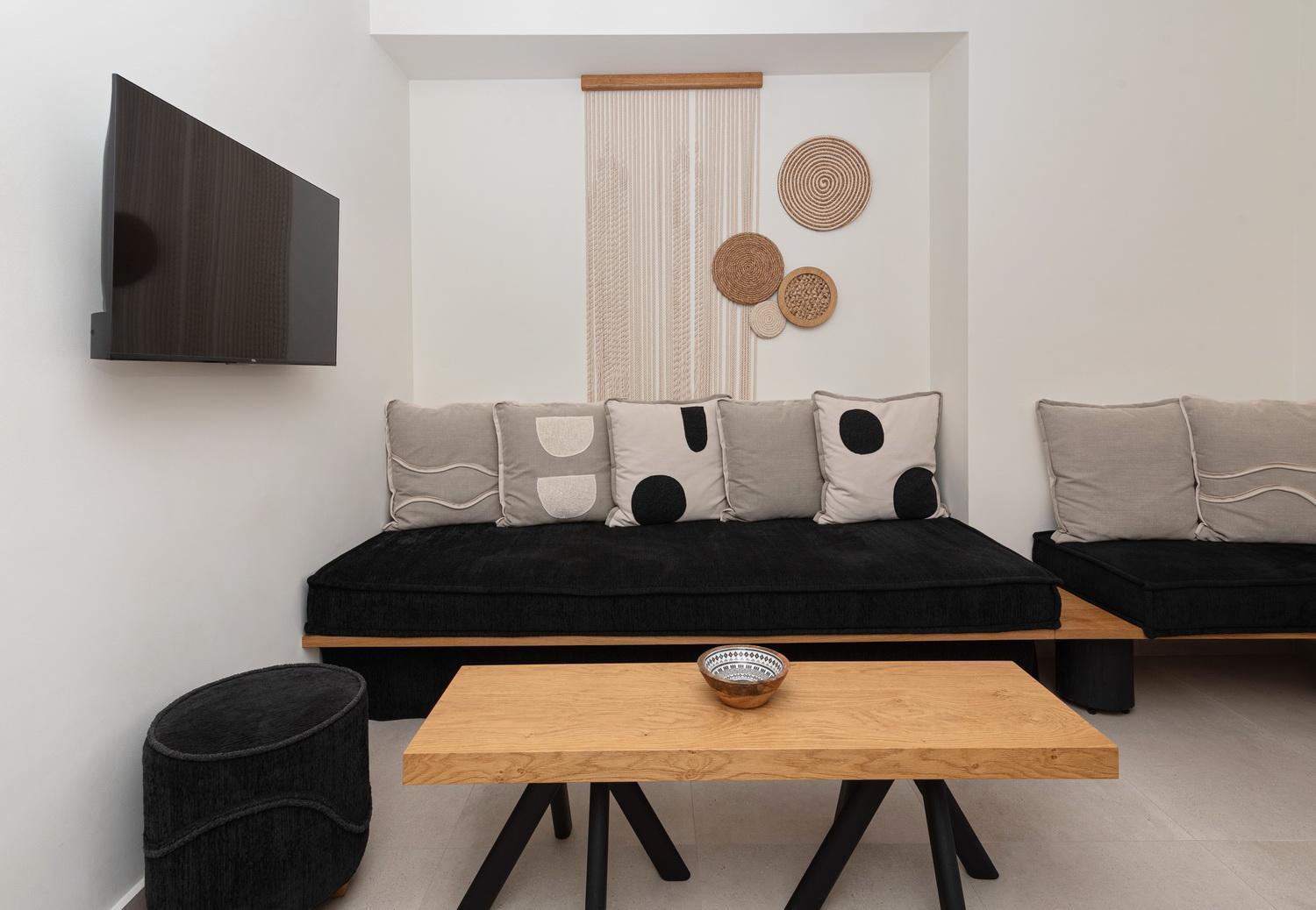 Aristotle Suites Adamantas  Esterno foto