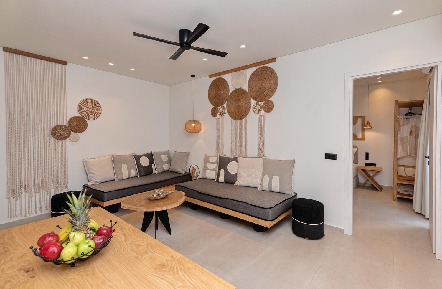 Aristotle Suites Adamantas  Esterno foto