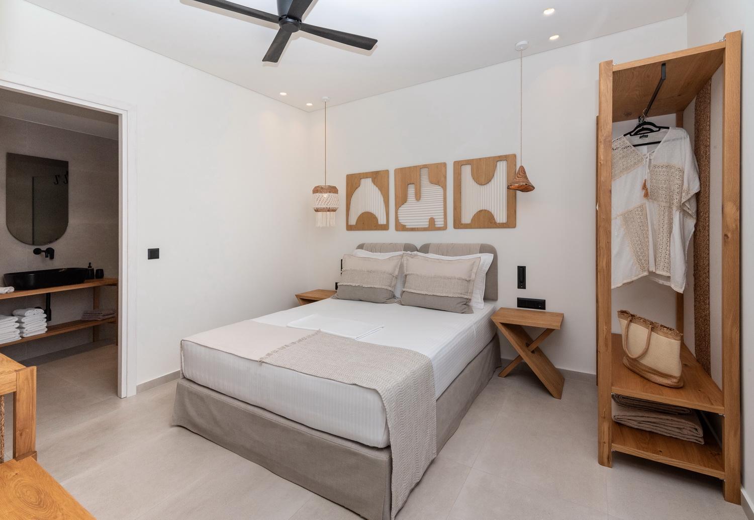 Aristotle Suites Adamantas  Esterno foto