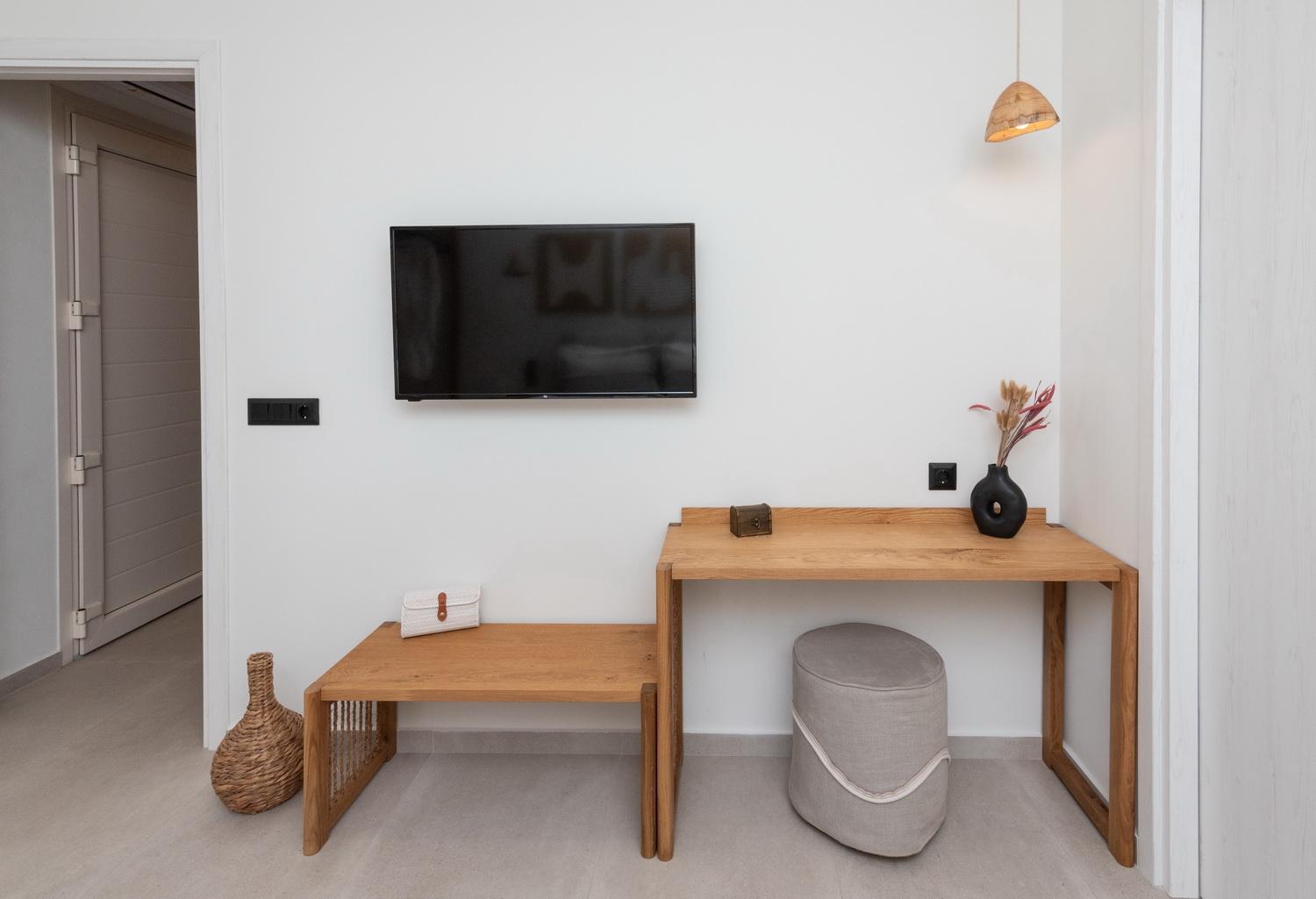 Aristotle Suites Adamantas  Esterno foto